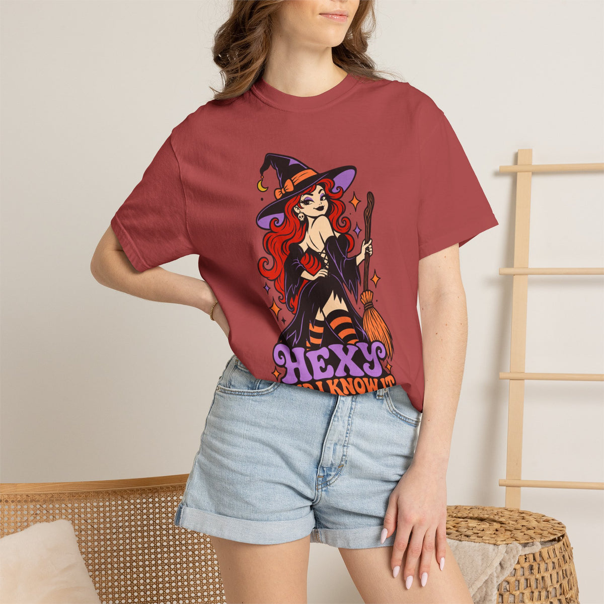 Hexy And I Know It Witch Halloween Graphic T-Shirt